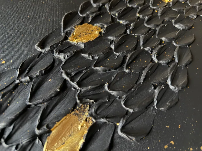 Surface detail — Golden Passage by Alyne Perfeito
