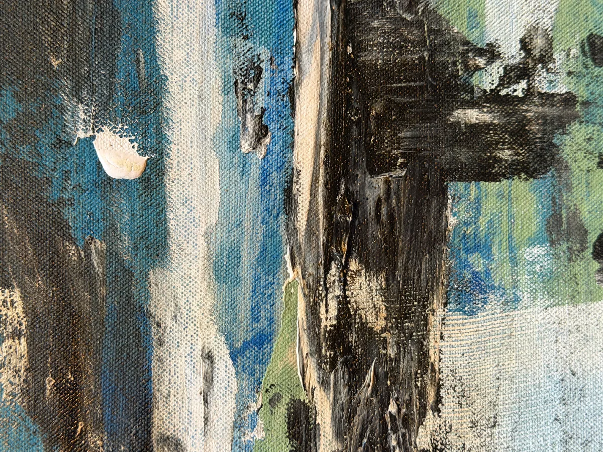 Surface detail — Patina Field by Alyne Perfeito, 100 x 100 cm (39.4 x 39.4 in)