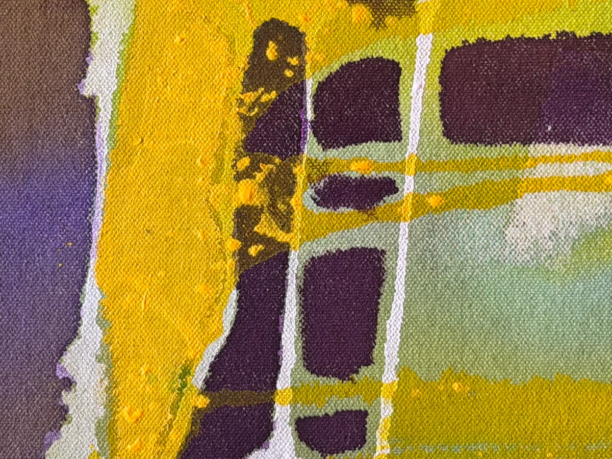 Surface detail — Prism Garden by Alyne Perfeito, 100 x 100 cm (39.4 x 39.4 in)