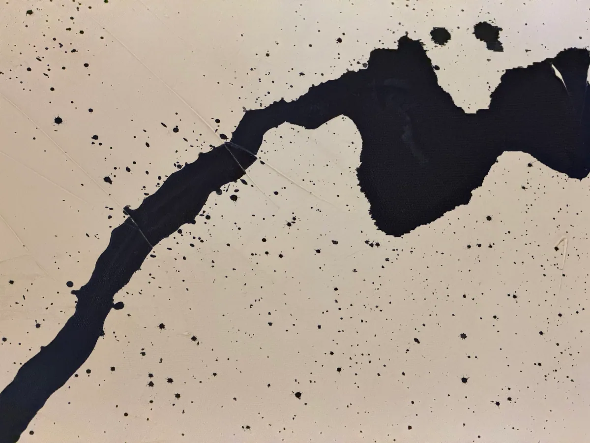 Surface detail — Silent Interval by Alyne Perfeito, 120 x 160 cm (47.2 x 63 in)